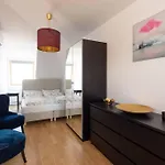 Penthouse bei Schönbrunn mit Dachterasse! N44